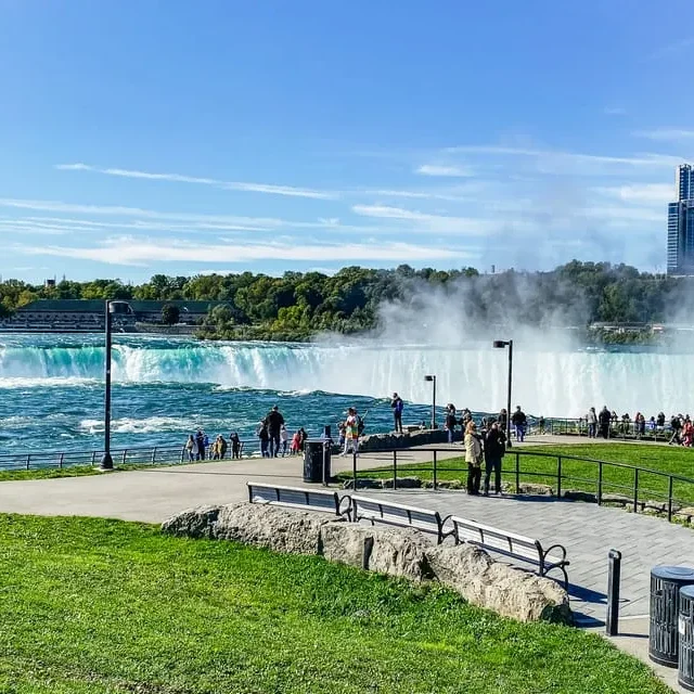 1-Day Niagara Falls Tour
